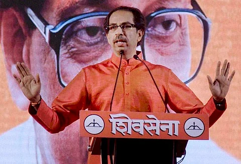 வீர சாவர்க்கரை அவமதித்ததன் விலையை ராஜீவ் மூலம் ராகுல் கொடுத்துக்கொண்டிருக்கிறார்: சிவ சேனை