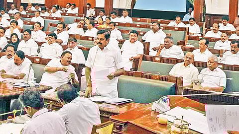 ஜெயலலிதா பாணியில் பேரவை விதி எண் 110-ன் கீழ் முதல்வர் பழனிசாமியின் அறிவிப்புகள்