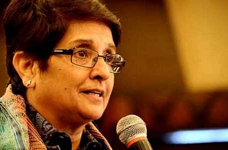 புதிய தலைமைச் செயலருக்கு அனைத்து அதிகாரிகளும் ஒத்துழைப்பு தர கிரண்பேடி வலியுறுத்தல்