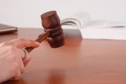 அரசு வழக்குரைஞர்கள் நியமனத்தில் அரசியல் இருக்கக்கூடாது: உயர்நீதிமன்றம் உத்தரவு