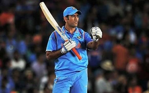 ‘ஃபினிஷர்’ தோனியின் திறமை மங்குகிறதா? தொடரும் சொதப்பல்களுக்கு என்ன தீர்வு?