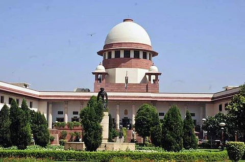 தமிழ்நாட்டில் மருத்துவ மாணவர் சேர்க்கைக்கு உச்ச நீதிமன்றம் இடைக்காலத் தடை!
