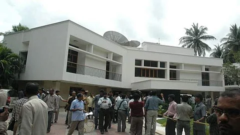 ஜெயலலிதாவின் வேதா இல்லத்தை நினைவு இல்லமாக்கும் பணி தொடக்கம்