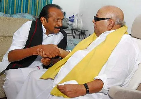 பரபரப்பான அரசியல் சூழ்நிலையில் கருணாநிதியை சந்திக்கிறார் வைகோ