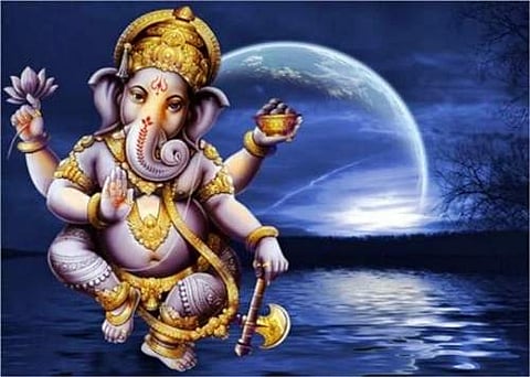 விநாயக சதுர்த்தியன்று சந்திரனைப் பார்த்தால் தோஷம் ஏற்படுமா?