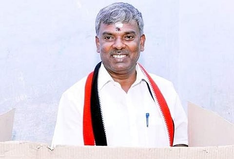 அதிமுக அணிகள் இணையாவிட்டால் பல ரகசியங்களை வெளியிடுவேன்: கோவை எம்பி நாகராஜன்