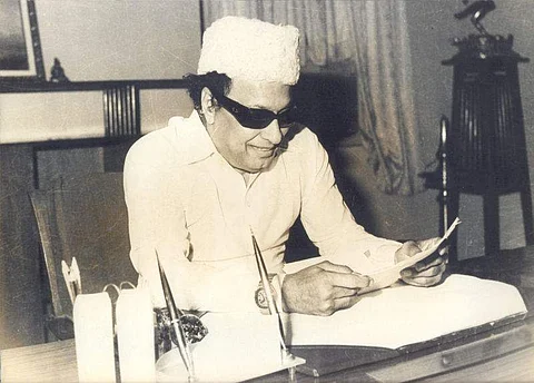 எம்.ஜி.ஆர். குறித்த நூல்கள்!