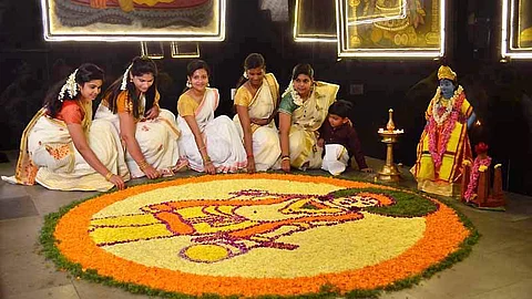 ஓணம் பண்டிகையின் சிறப்பம்சமும், அழகூட்டும் அத்தப்பூக் கோலமும்..