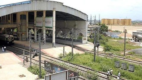 பறக்கும் ரயில் (கோப்புப்படம்)