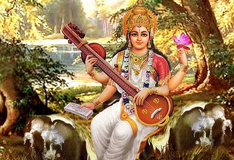 சரஸ்வதி ஸ்தாபனம்: நம் வீட்டு குட்டீஸ் படிப்பில் சிறக்க இன்று சரஸ்வதி தேவியை வரவேற்போம்!