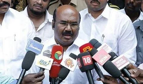 "அண்ணன் என்னடா? தம்பி என்னடா?" : ஓபிஎஸ் சகோதரர் நீக்கம் குறித்து அமைச்சர் ஜெயக்குமார்