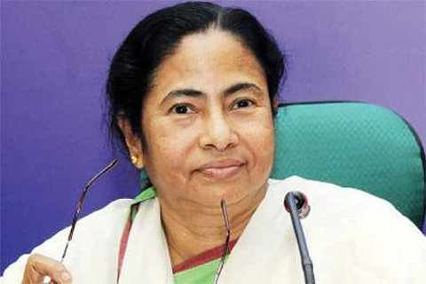 மேற்கு வங்காளத்தில் மருத்துவமனைகளில் குழந்தைகள் பிறப்பு அதிகரிப்பு: மம்தா பானர்ஜி