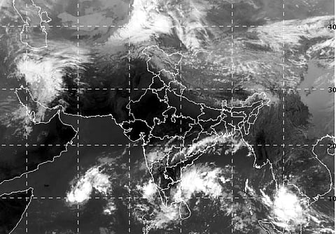 காற்றழுத்தத் தாழ்வு பகுதி புயலாக மாற வாய்ப்பில்லை: சென்னை வானிலை மையம்