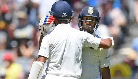 முதல் டெஸ்டிலேயே 76 ரன்கள் எடுத்து அசத்திய மயங்க் அகர்வால்!