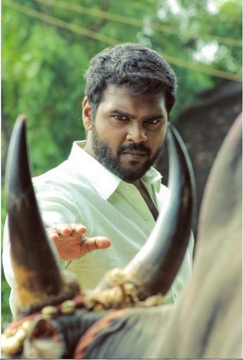 விஜய்காந்த் மகன் படம் நாளை இணையத்தில் வெளியாகாது: திடீர் அறிவிப்பு!