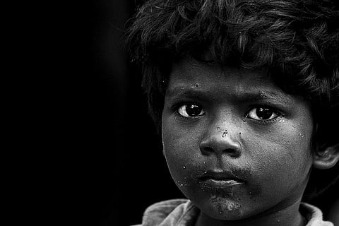 கூவம் நதியோரம் வாழும் கொத்தடிமைகள்! சாலை சிறார்களுக்கு மறுவாழ்வு தருமா அரசு?