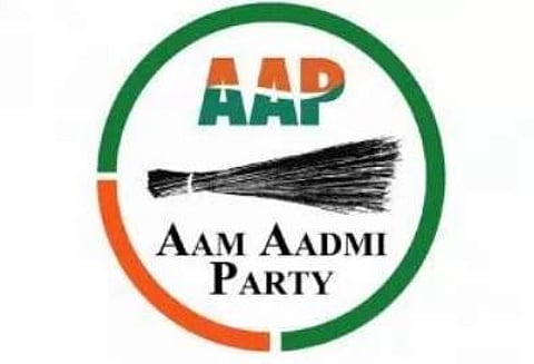 நோ்மையற்ற தலைமைச் செயலருக்கு பாஜக அடைக்கலம்: ஆம் ஆத்மி குற்றச்சாட்டு