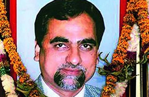 இனிமேல் எங்களால் என்ன செய்ய முடியும்?: மறைந்த நீதிபதி லோயாவின் சகோதரர் வேதனை!