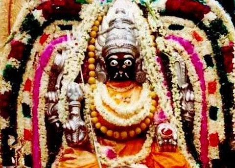 உறையூர் வெக்காளியம்மன் கோயிலில் பூச்சொரிதல் விழா