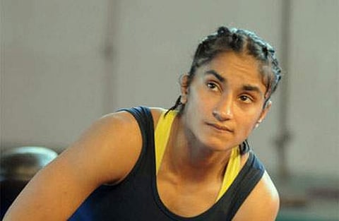 ஆசிய மல்யுத்த சாம்பியன்ஷிப்: வெள்ளி வென்றார் வினேஷ் போகட்