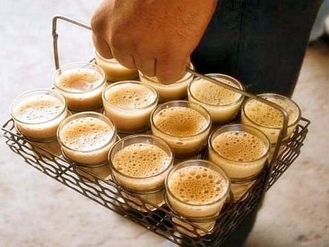 டீ விற்பனையில் முத்திரை: மாதம் ரூ.12 லட்சம் வருமானம்!