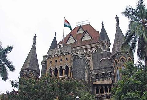 நீதிமன்றத்தில் வேலை வேண்டுமா..? மும்பை உயர்நீதிமன்றத்தில் 8921 பணியிடங்கள் அறிவிப்பு!