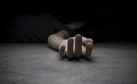 லெஸ்பியன் கொலை... ஆசிரியையுடன் உறவு நீடிக்க அனுமதிக்காததால் தாயைக் கொன்ற மகள்!