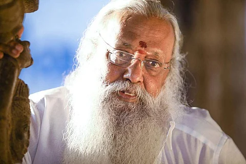 பிரபல தமிழ் எழுத்தாளர் பாலகுமாரன் காலமானார்!