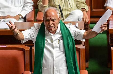 கர்நாடக அரசைக் காப்பதற்காக தரம் தாழ்ந்து செயல்படும் குமாரசாமி: பாஜக தலைவர் எடியூரப்பா குற்றச்சாட்டு