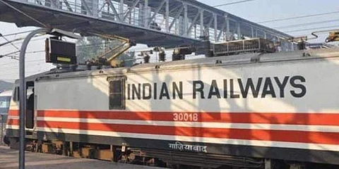 ரயில்களில் மகளிர் பெட்டிகளுக்கு நிறம், இடம் மாற்றம்: ரயில்வே அமைச்சகம் தகவல்