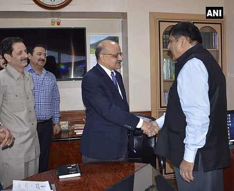 ஜம்மு-காஷ்மீர் புதிய தலைமை செயலர் பதவியேற்பு