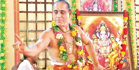 பஜன் பாடல்களை பாடி பாராட்டு பெற்ற பாகவதர்!