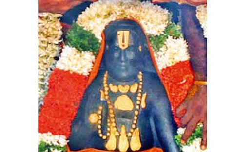 சேலையூரில் புதுமந்த்ராலயம் ஆலயம் பிருந்தாவன பிரதிஷ்டை மற்றும் கும்பாபிஷேக விழா