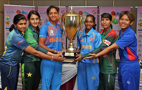 ஆசிய கோப்பை கிரிக்கெட் போட்டியில் முதல்முறையாக தோற்ற இந்திய மகளிர் அணி!