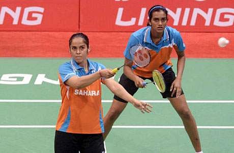 தனித்தனி அகாதெமிகளில் சாய்னா, சிந்து பயிற்சி