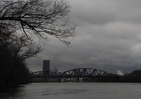 மழை இரவு