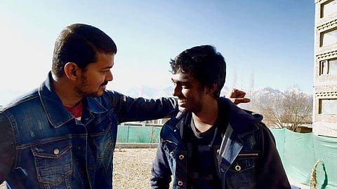 தெறி, மெர்சல், .... ?: அதிகாரபூர்வ அறிவிப்பை ஆவலுடன் எதிர்பார்க்கும் விஜய் ரசிகர்கள்!