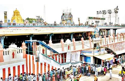 சூரிய கிரகணம்: திருத்தணி முருகன் கோயில் நடை திறந்திருக்கும்