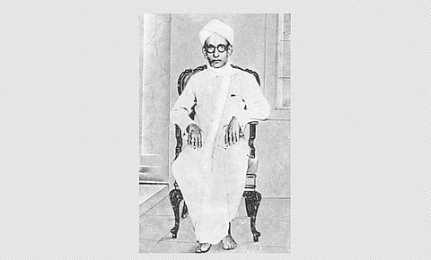 ஆய்வுத்துறை முன்னோடி!