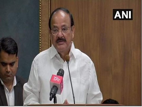 அசாம் குடிமக்கள் வரைவு பதிவேடு: எதிர்க்கட்சிகளின் அமளியால் மாநிலங்களவை ஒத்திவைப்பு