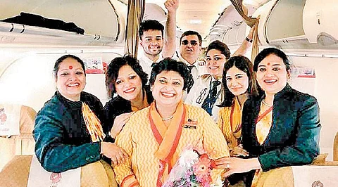 நெகிழ்ச்சியான சம்பவம் இது! தாய்க்கு மகள் கொடுத்த அழகான பரிசு!