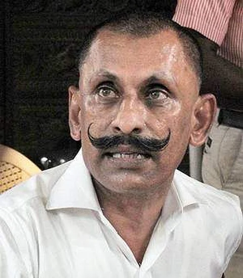 pon_manickavel
