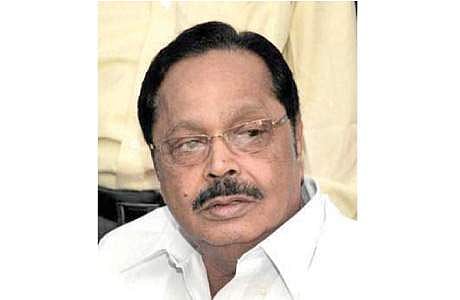 துரைமுருகன் வீட்டில் வருமான வரித் துறையினர் சோதனை முயற்சி