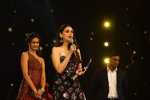 சைமா விருதுகள்: ஐந்து பிரிவுகளில் வென்ற மெர்சல் படம்!