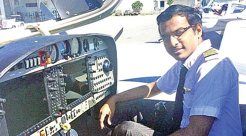 பள்ளியில் படிக்கும் போது சராசரி மாணவன், இப்போது பறப்பதற்குத் தடையில்லை என்கிறார்! இதுவொரு உண்மைக் கதை!