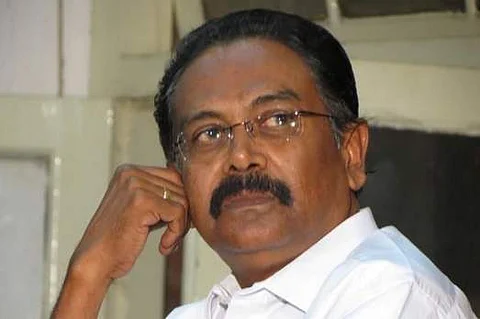 சகமனிதா்கள் மீது அக்கறையில்லாதவா்கள் படைப்பாளியாக இருக்க முடியாது: கவிஞர் வண்ணதாசன்