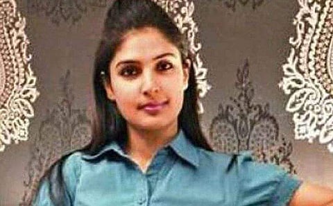 இந்தியாவின் முதல் காஷ்மீரிய முஸ்லீம் பெண் விமான ஓட்டி இராம் ஹபீப்