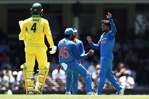 கவஜா அரை சதம்: வலுவான ஸ்கோர் எடுக்கத் திட்டமிடும் ஆஸ்திரேலிய அணி!