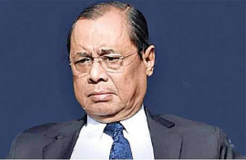 ரஞ்சன் கோகோய் மீதான பாலியல் புகார் சதியா? ஏ.கே. பட்நாயக் தலைமையில் குழு அமைப்பு