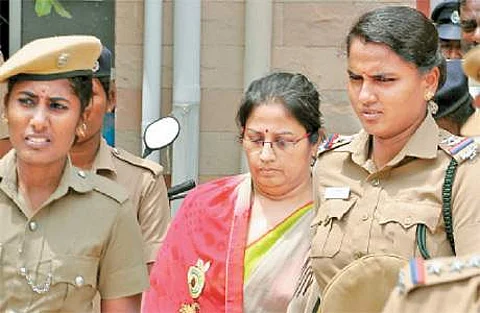 பேராசிரியை நிர்மலா தேவிக்கு நிபந்தனையுடன் ஜாமீன் வழங்கியது நீதிமன்றம்